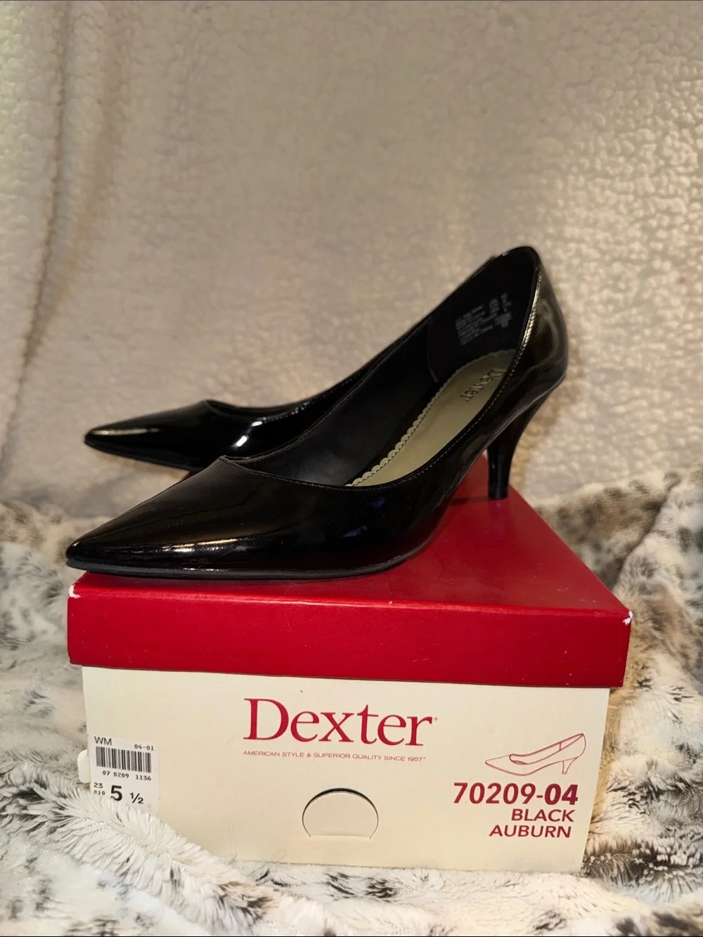 Dexter Black Patent Pointed-Toe Mid-Heel Pumps